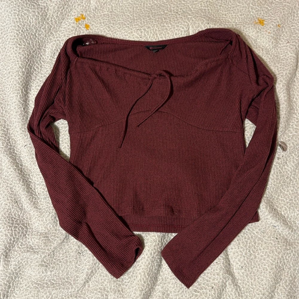 Maroon Crop Top Longsleeve - Picture 1 of 3